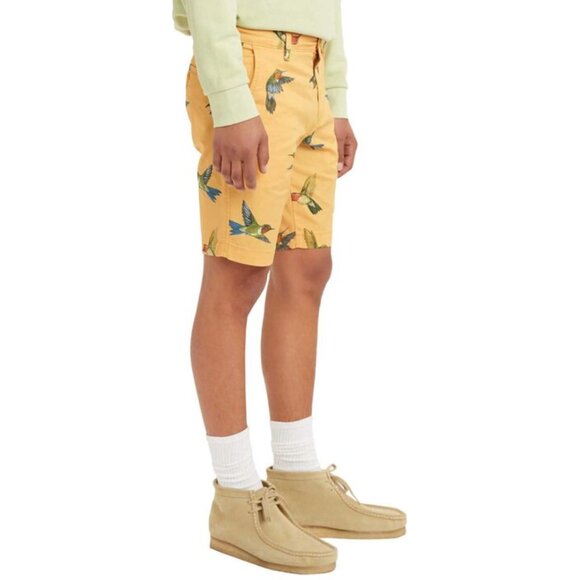 Levi's Xx Chino Taper II Yellow Hummingbird Pattern Shorts Men's Size 31 x 9.5 - Picture 2 of 9
